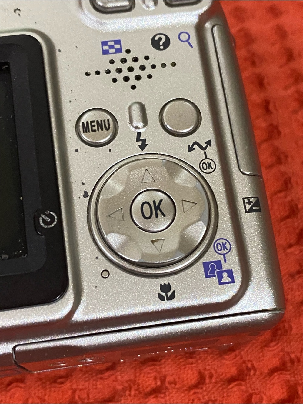 Nikon Coolpix 5900 Digital Silver Camera - EUC - Picture 8 of 11